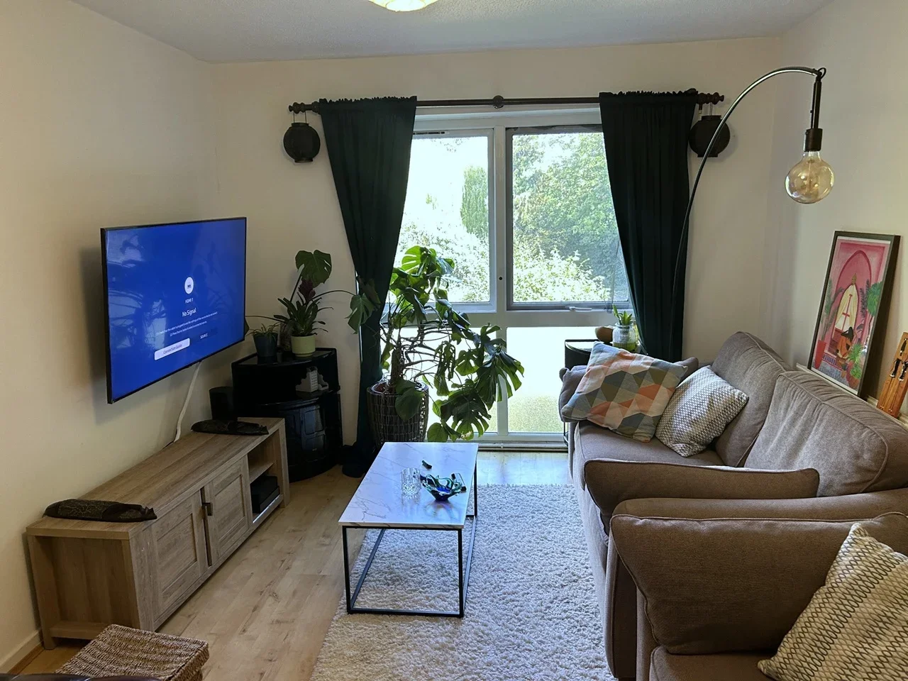 Flat Highfield Hill in Greater London