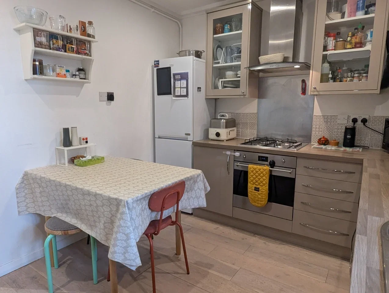 Flat Kennington Oval in Greater London