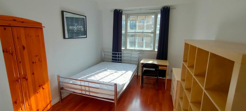 Flat Cartwright Street in Greater London