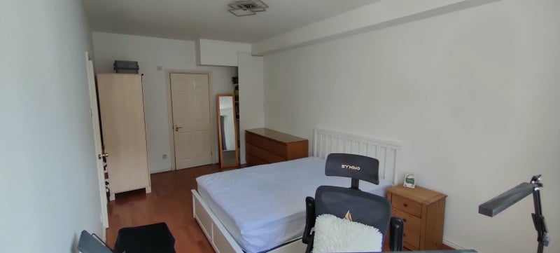 Room Cartwright Street in Greater London