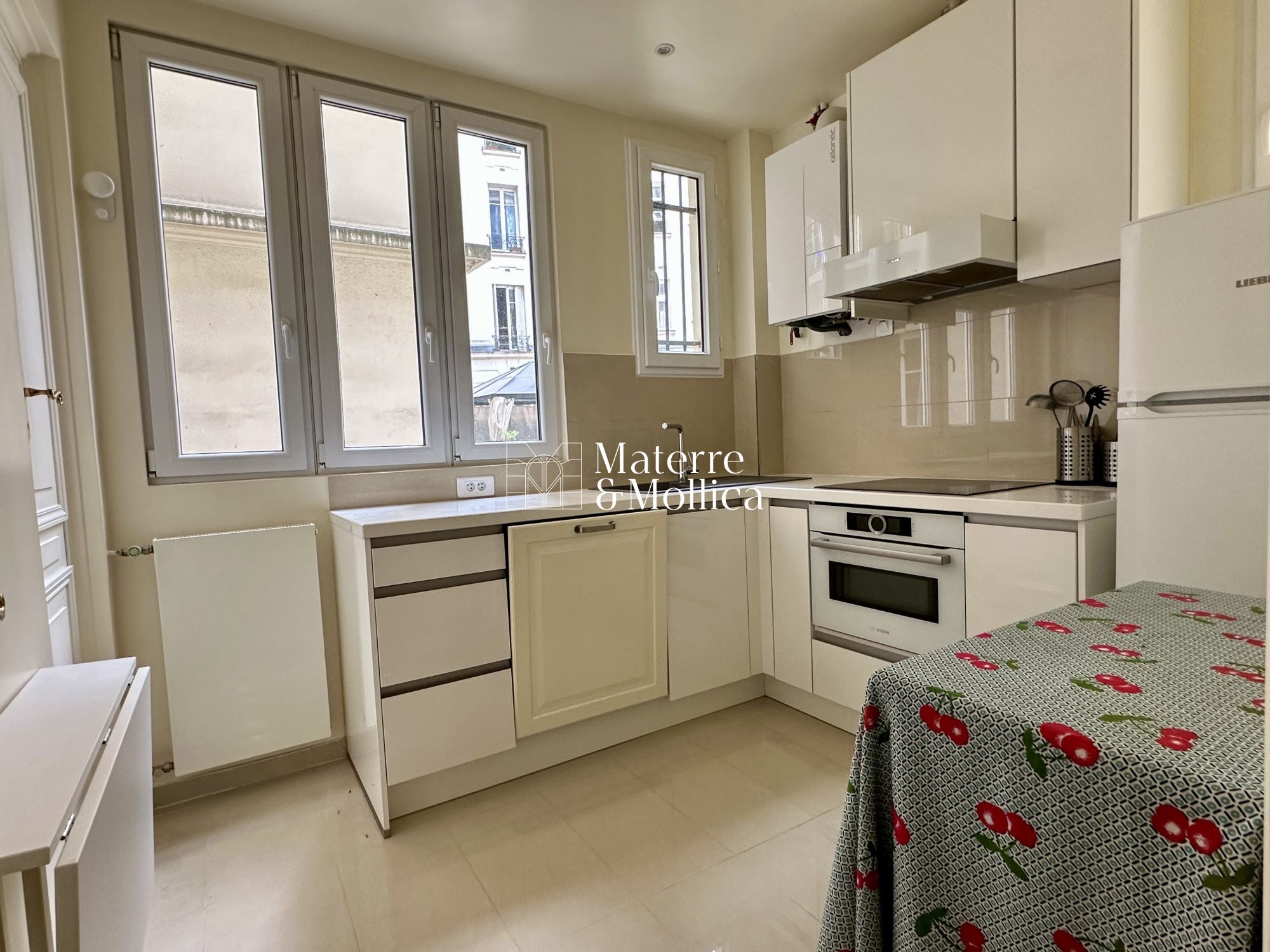 Appartement Rue Vercingétorix à Paris