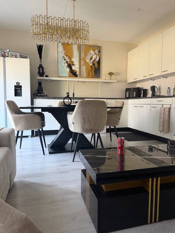 Appartement te huur in Almere – Emilio Segrèstraat – foto 1