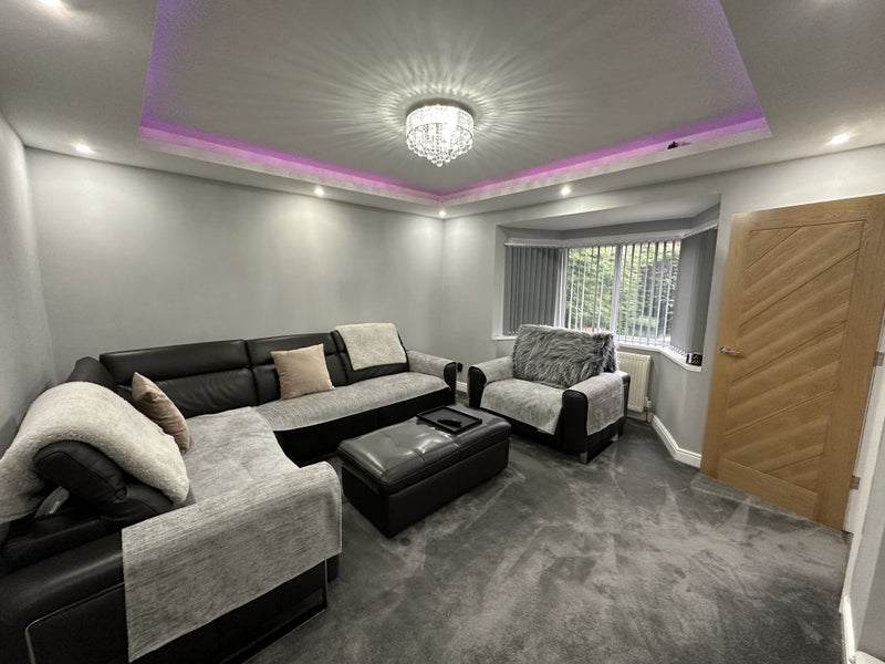 Room Cranmore Road in Metropolitan Borough of Solihull