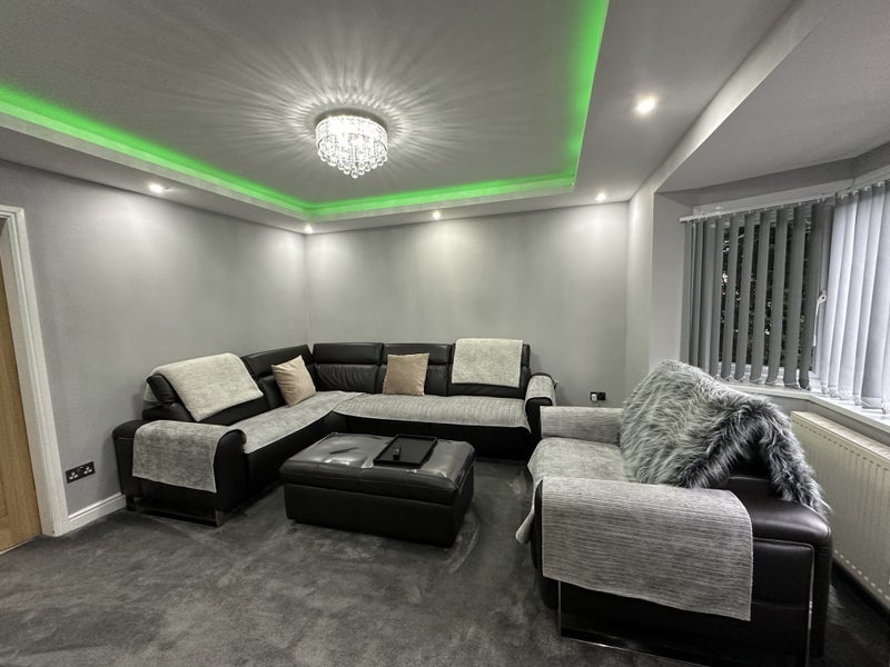 Room Cranmore Road in Metropolitan Borough of Solihull