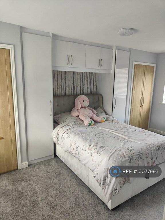 House Pigeon Grove in Bracknell