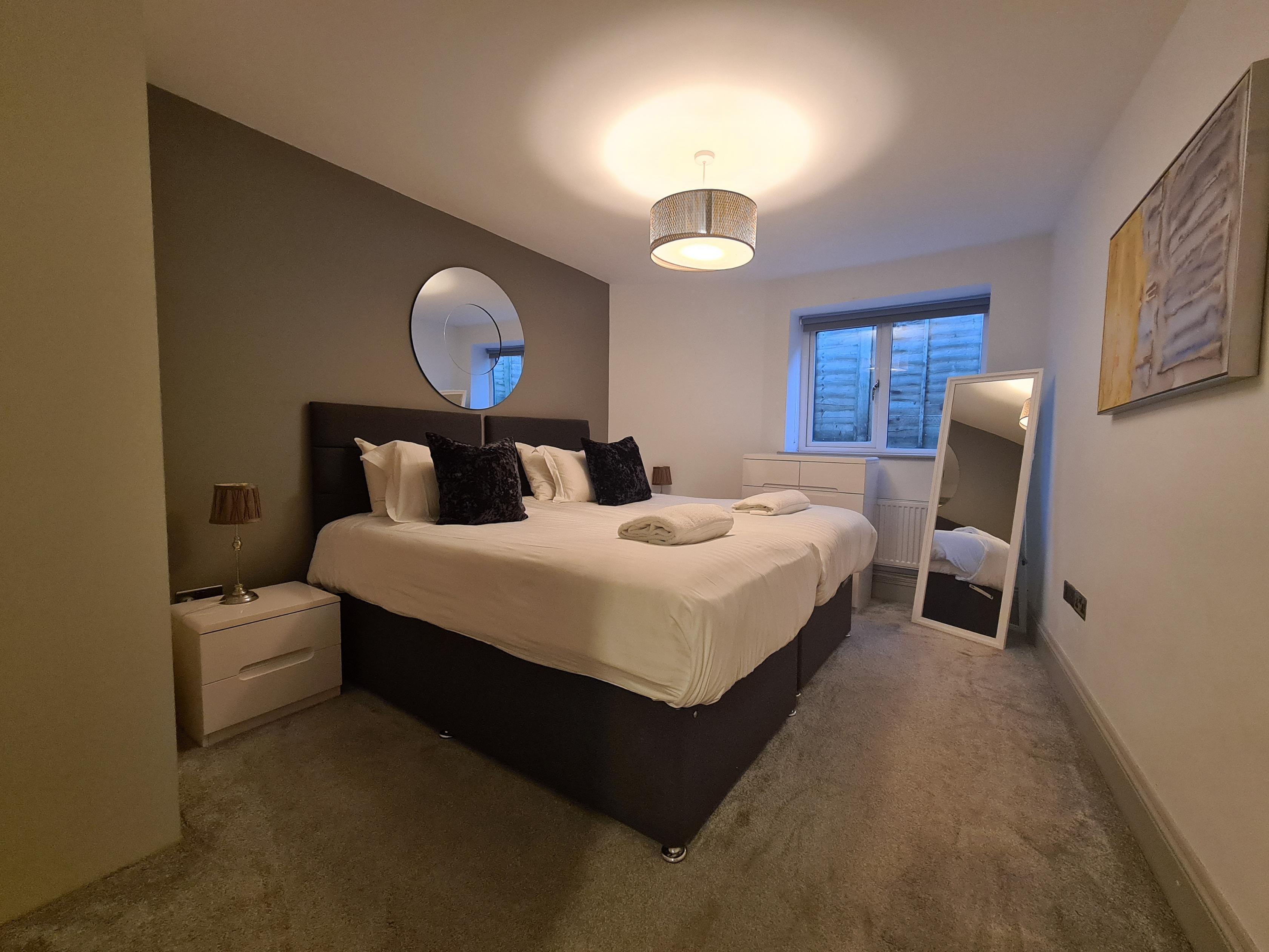 Flat Oakfield Grove in Bristol