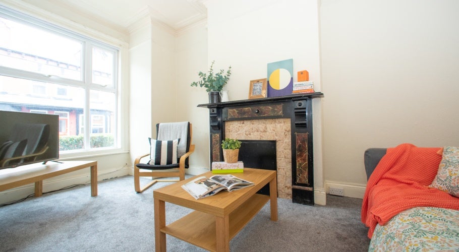 House Hessle Mount in Leeds