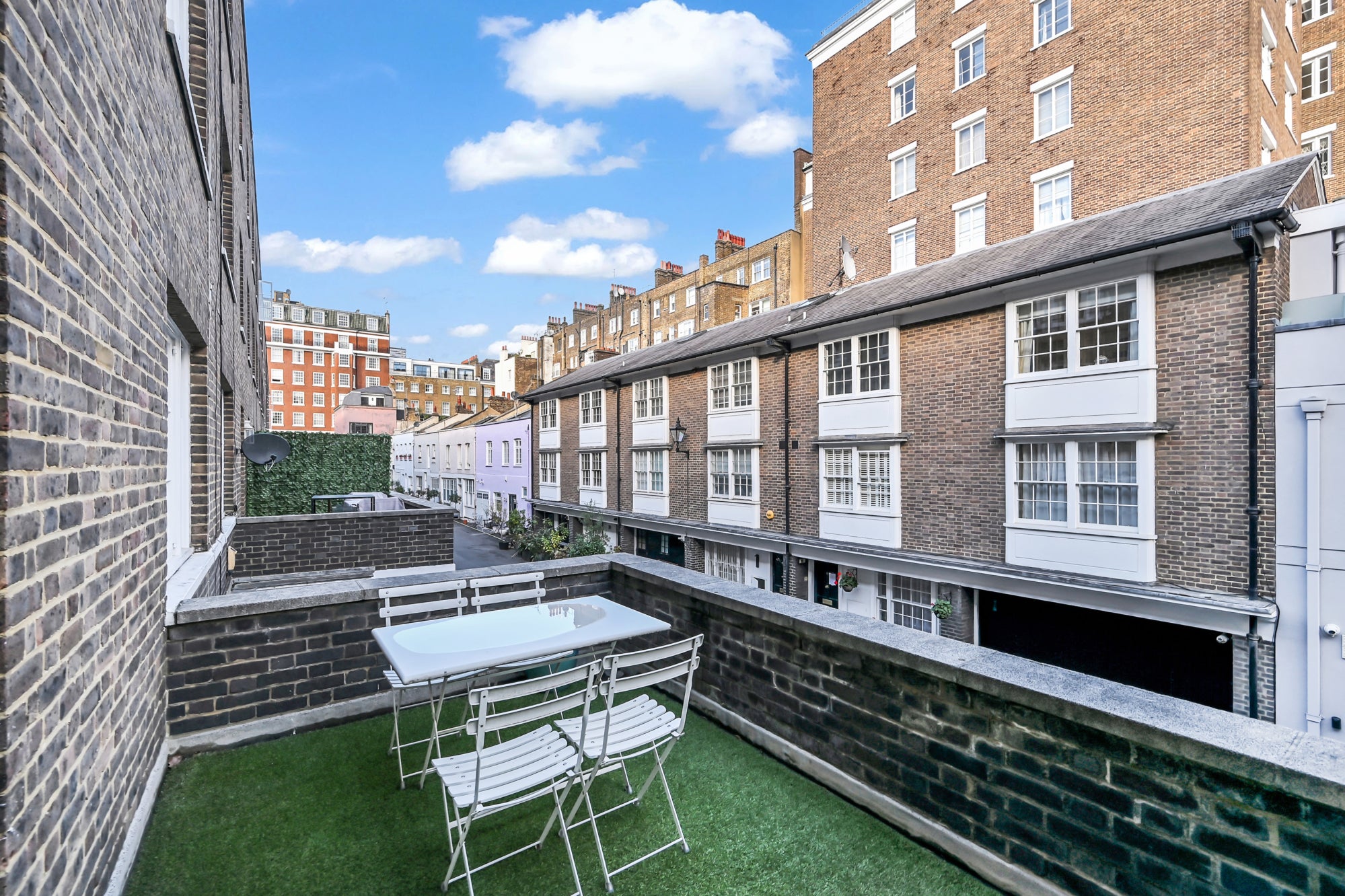 House Seymour Place in City of Westminster