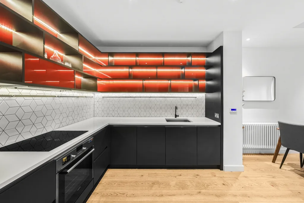 Flat Lyell Street in Greater London