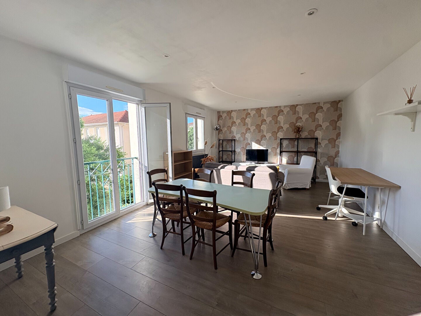 Appartement Avenue Raymond de Veyssière à Écully