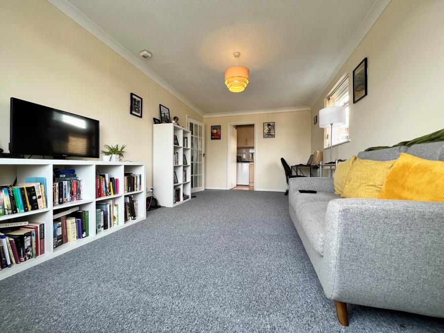 Flat Wallace Avenue in Worthing