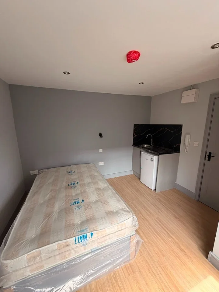 Flat Medhurst Crescent in Gravesham
