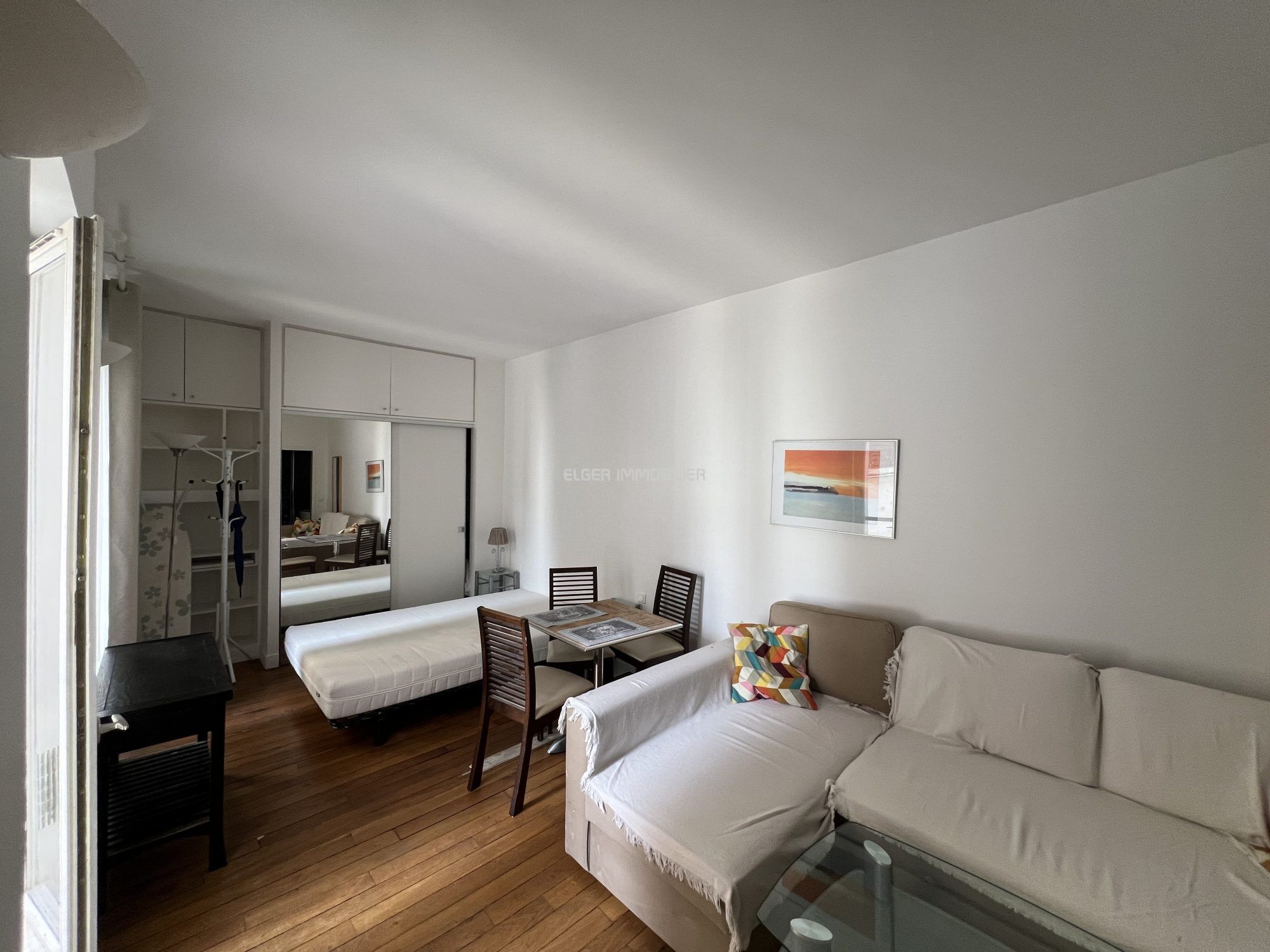 Appartement Rue Saint-Florentin à Paris