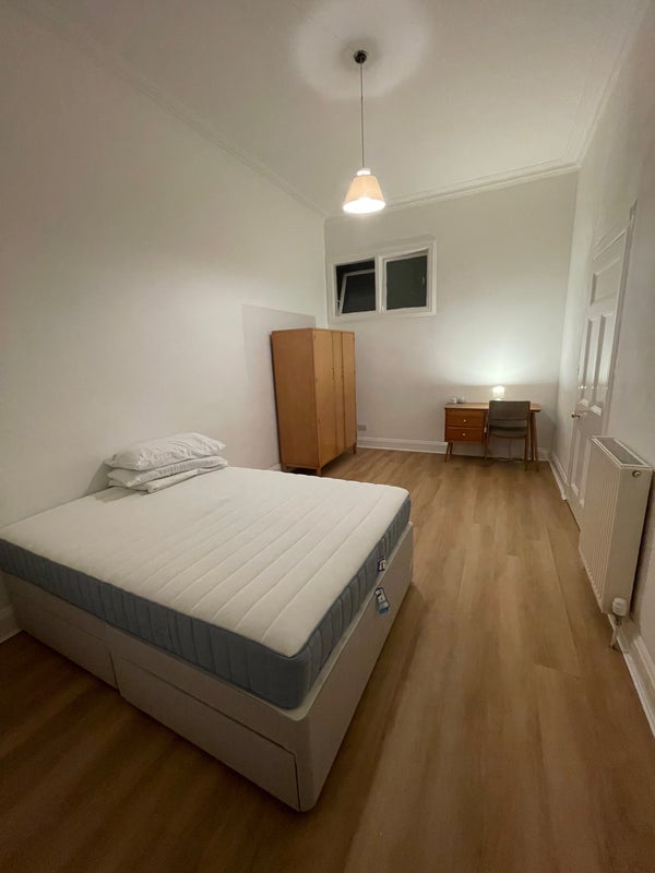 Room Bruntsfield Place in City of Edinburgh