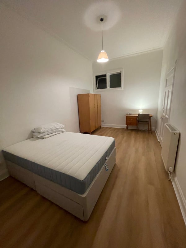 Room Bruntsfield Place in City of Edinburgh