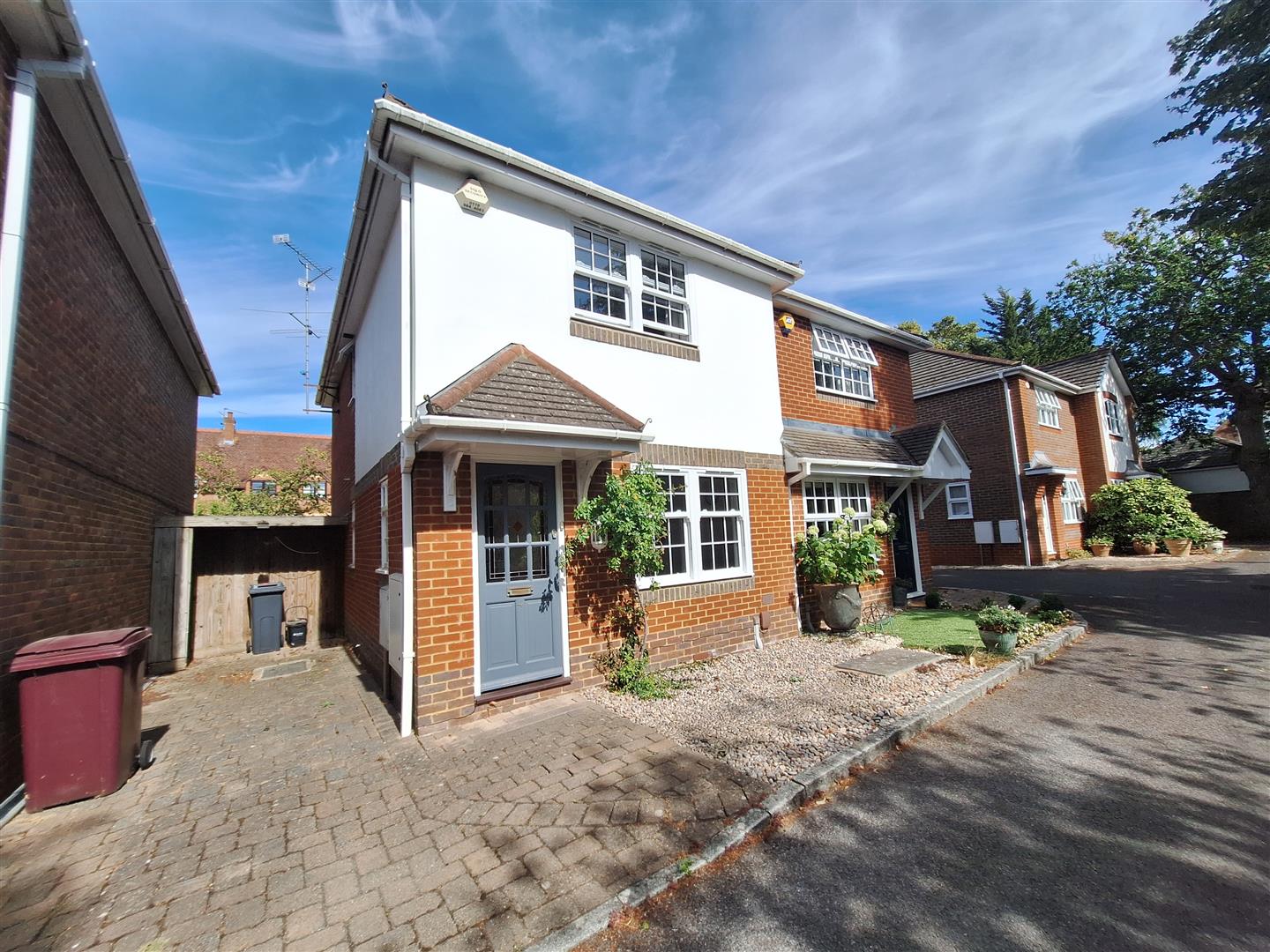 House Springfield Mews in Reading