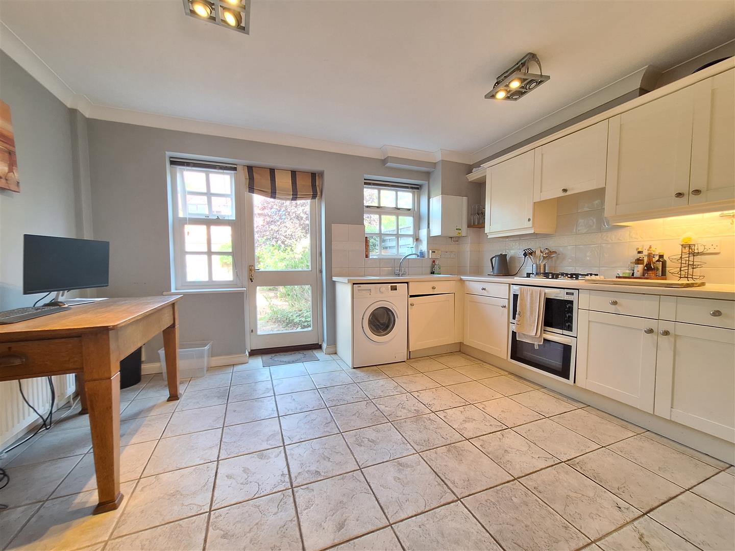 House Springfield Mews in Reading