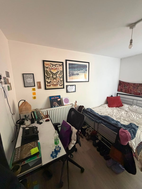 Room Thorburn Square in Greater London