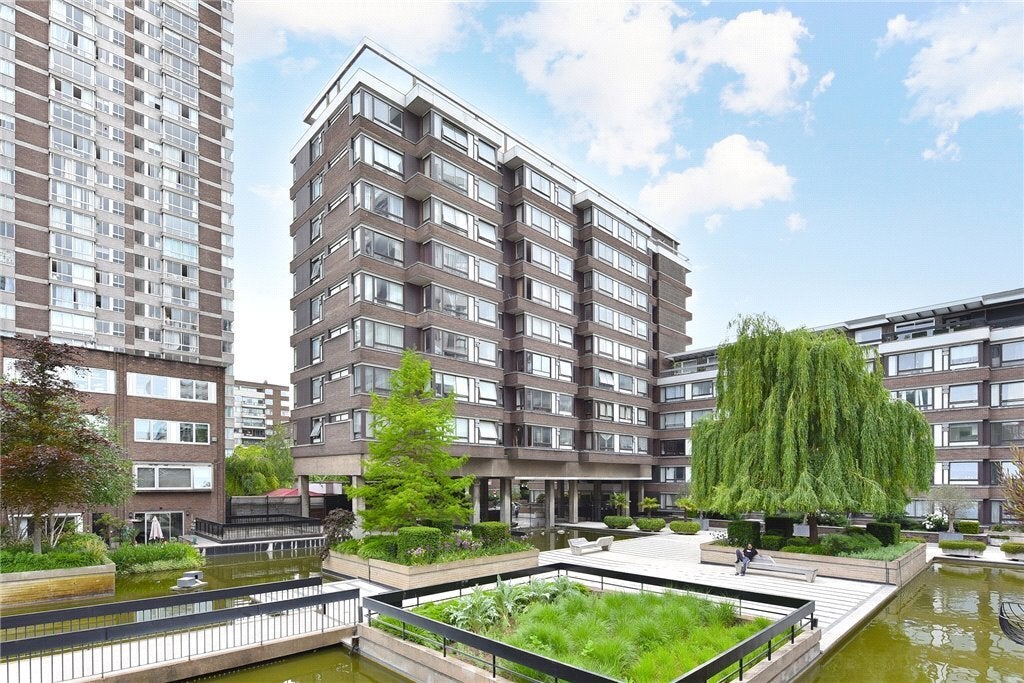 Flat Norfolk Crescent in City of Westminster