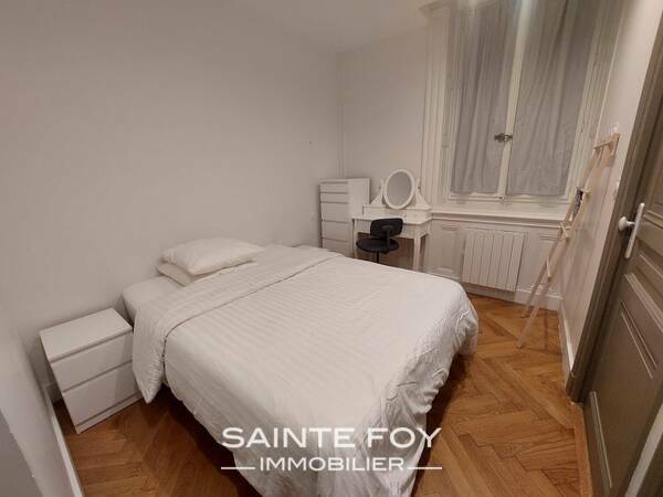Appartement Place Charles de Gaulle à Écully