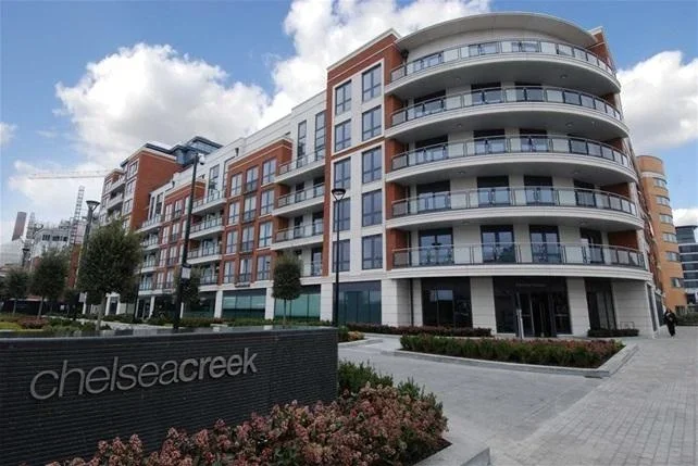 Flat Park Street in Greater London