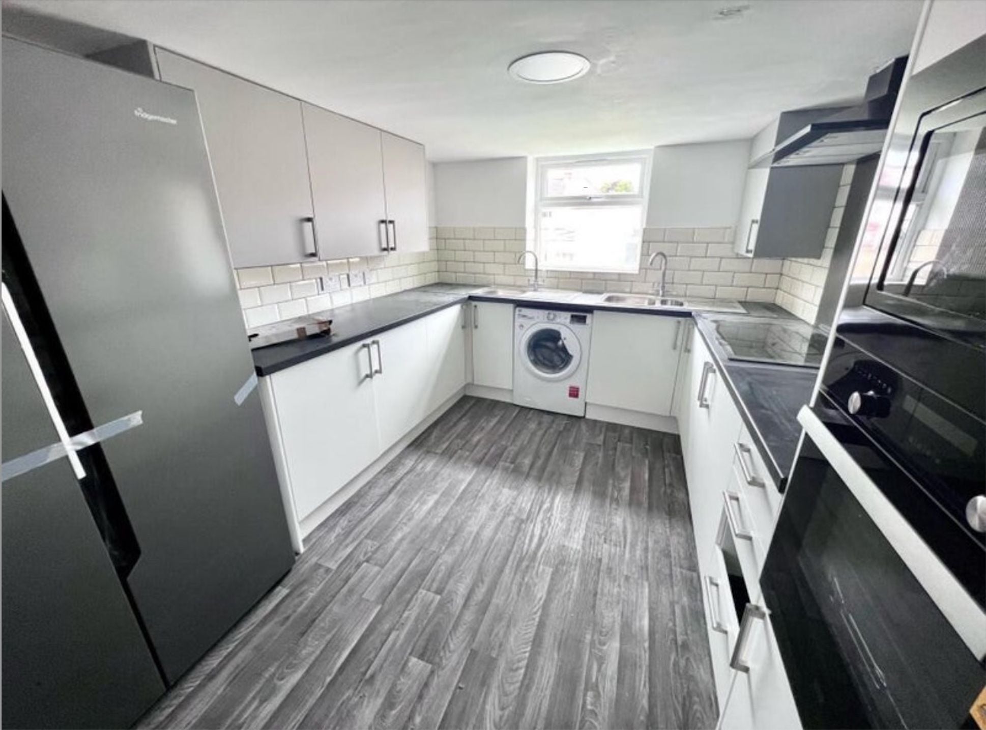 Flat Cassell Road in Bristol