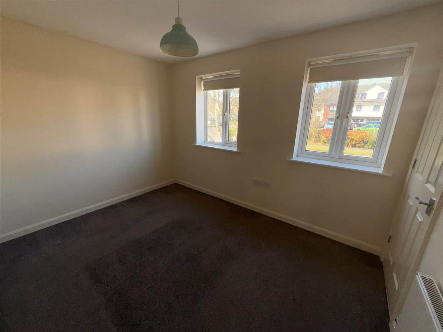 House Featherbed Lane in Rugby