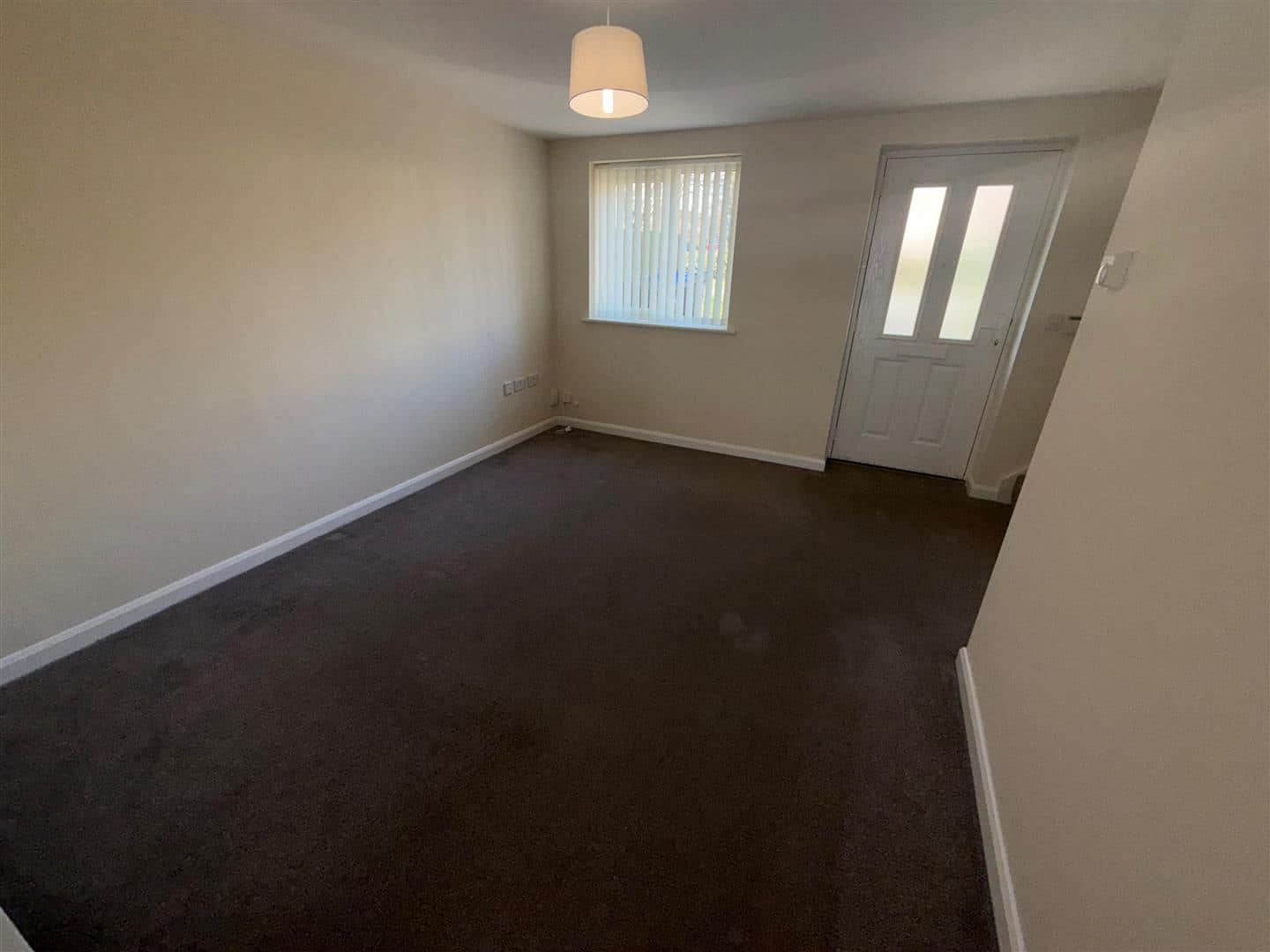 House Featherbed Lane in Rugby