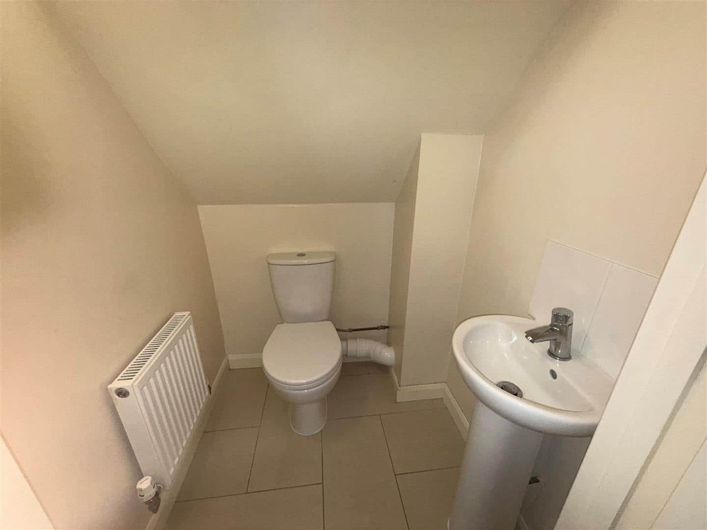 House Featherbed Lane in Rugby