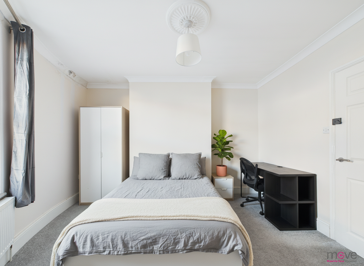 Room Marle Hill Parade in Cheltenham