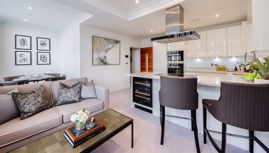 Flat Rainville Road in Greater London