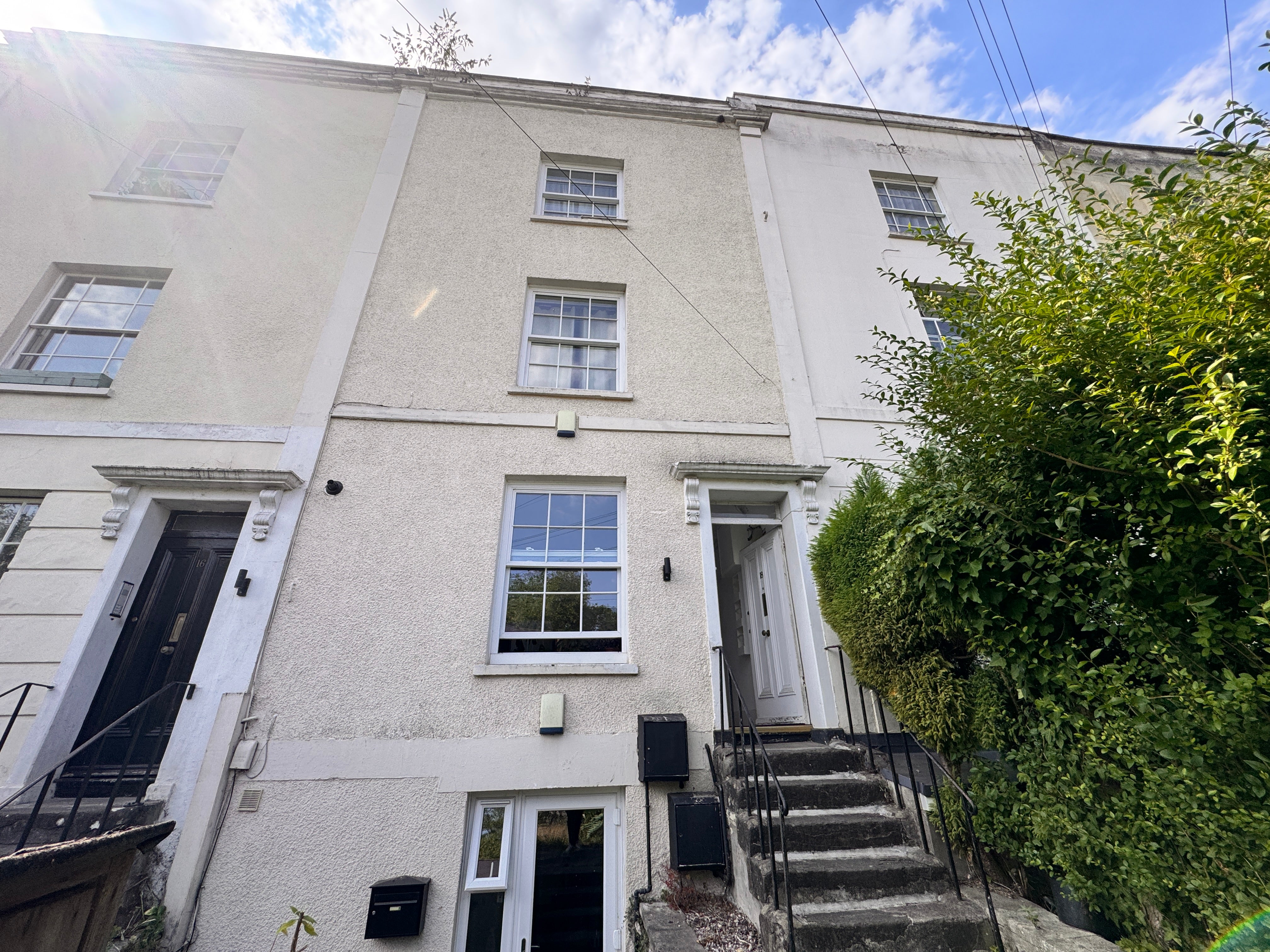 Flat Arley Hill in Bristol