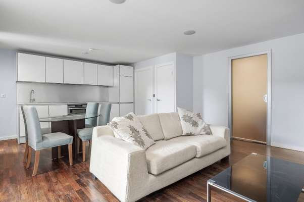 Flat Islington Green in Greater London