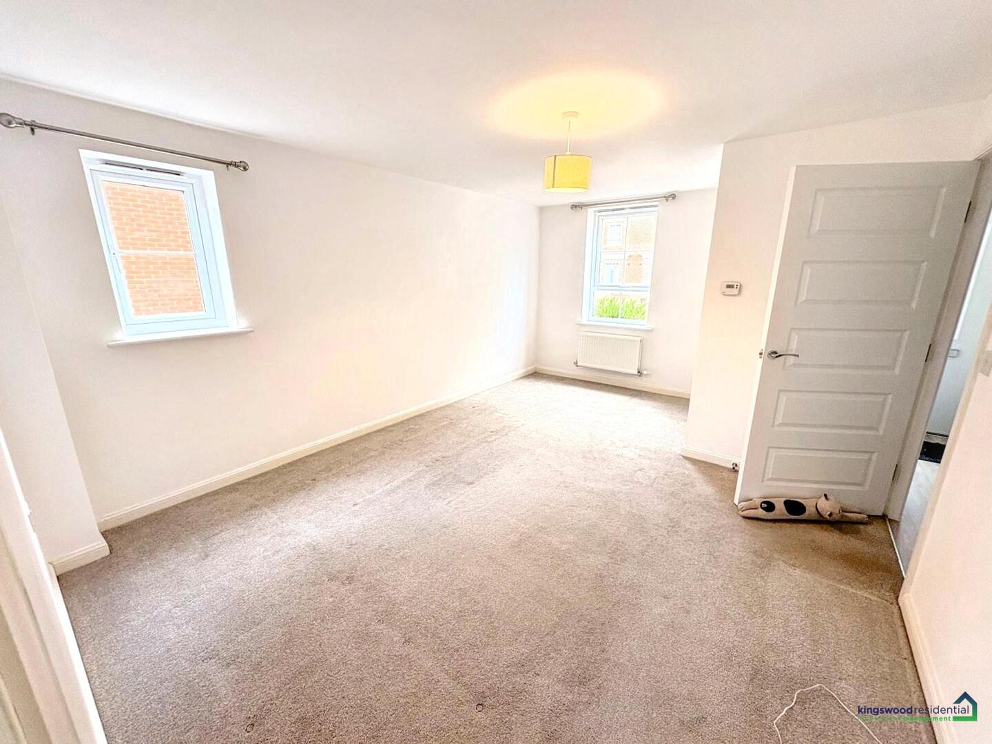 Room Church Drive in Nottingham