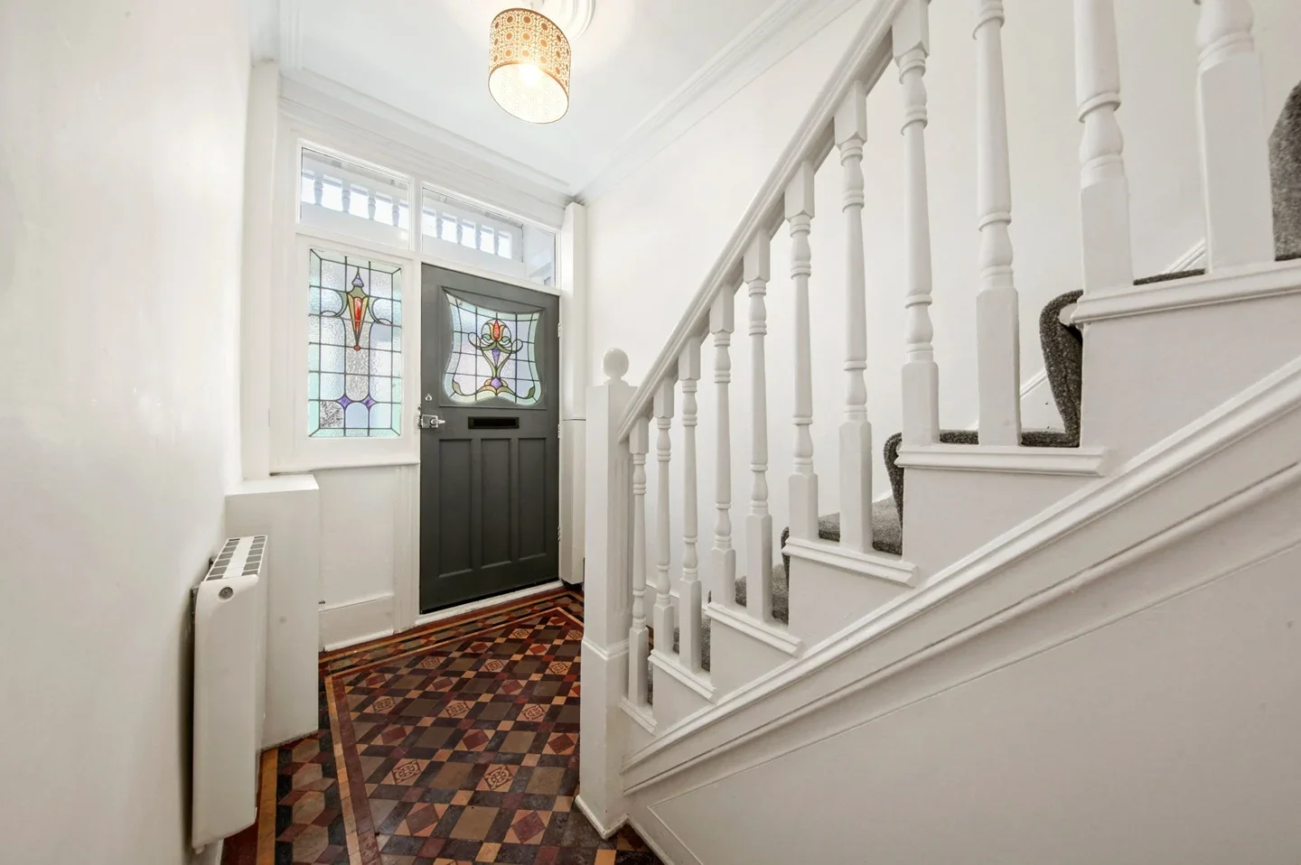House Melbourne Avenue in Greater London