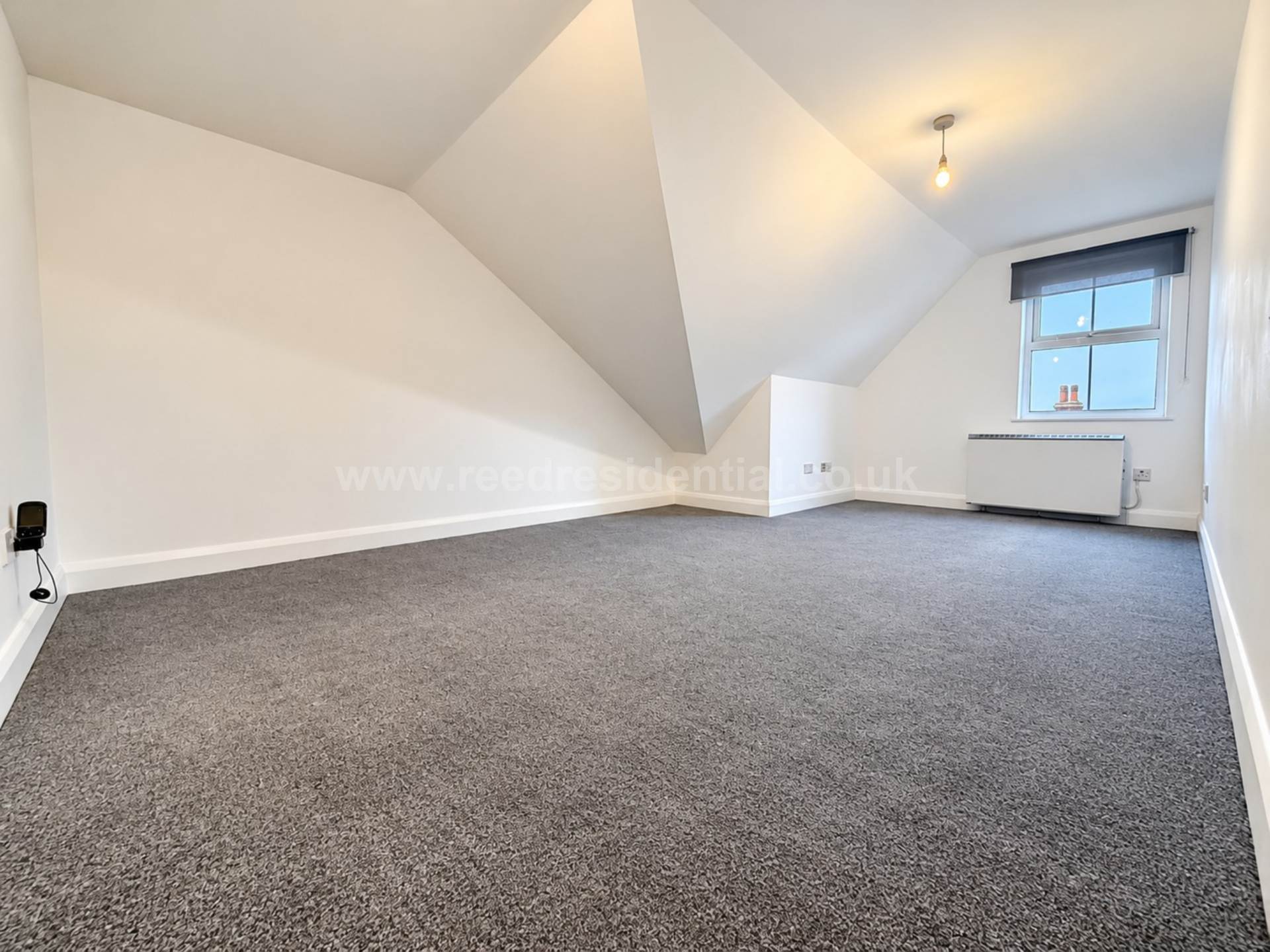 Flat Manilla Road in Southend-on-Sea