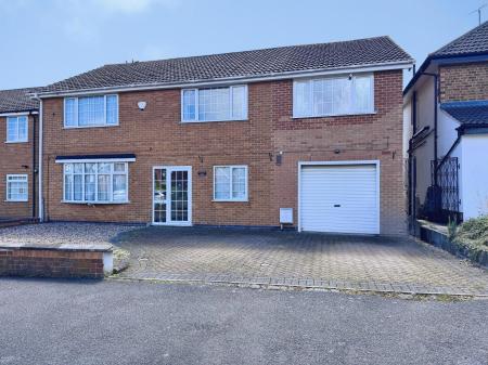 House Leahurst Road in Rushcliffe