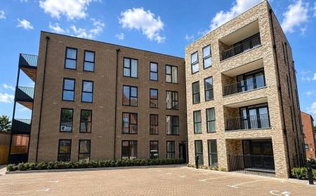 Flat Carters Rise in Holybrook