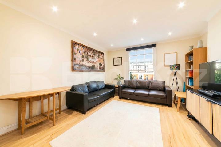 Flat Iverson Road in Greater London