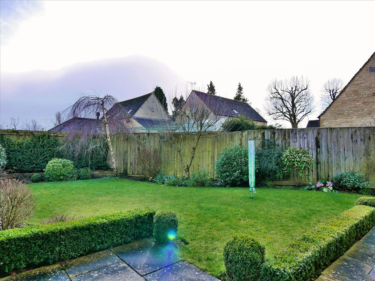 House Washpool Lane in Cotswold District