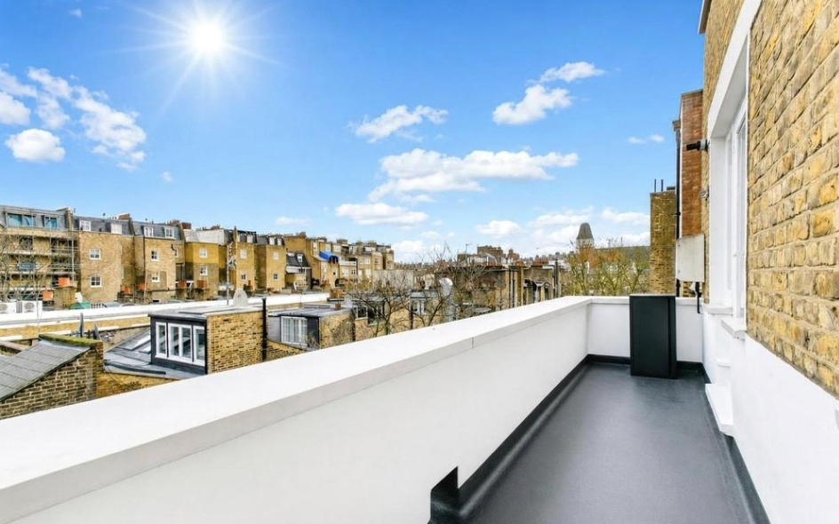 Flat Ovington Square in Greater London