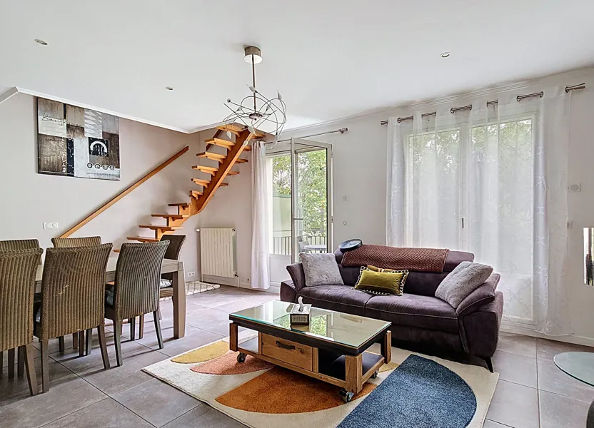 Flat Rue des Acquevilles in Suresnes