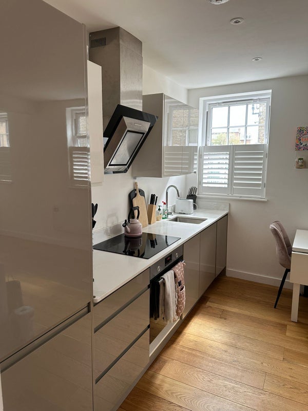 Flat Blackwood Street in Greater London
