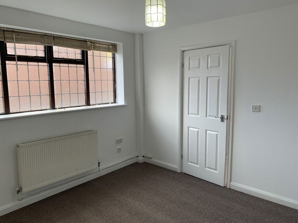 Flat Mushroom Green in Dudley