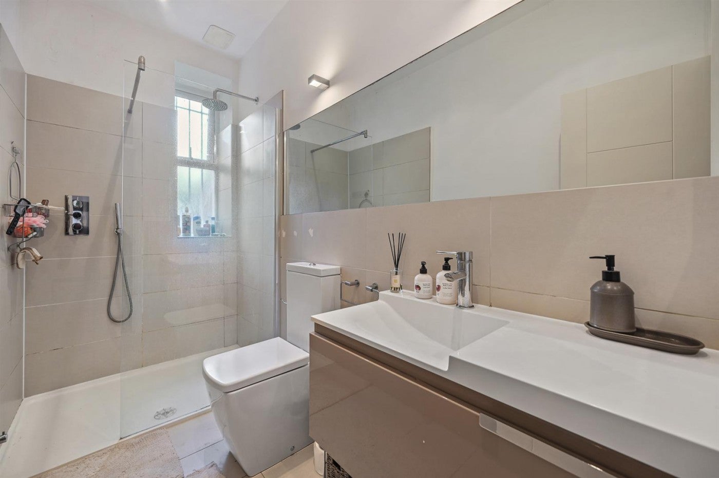 Flat Compayne Gardens in Greater London