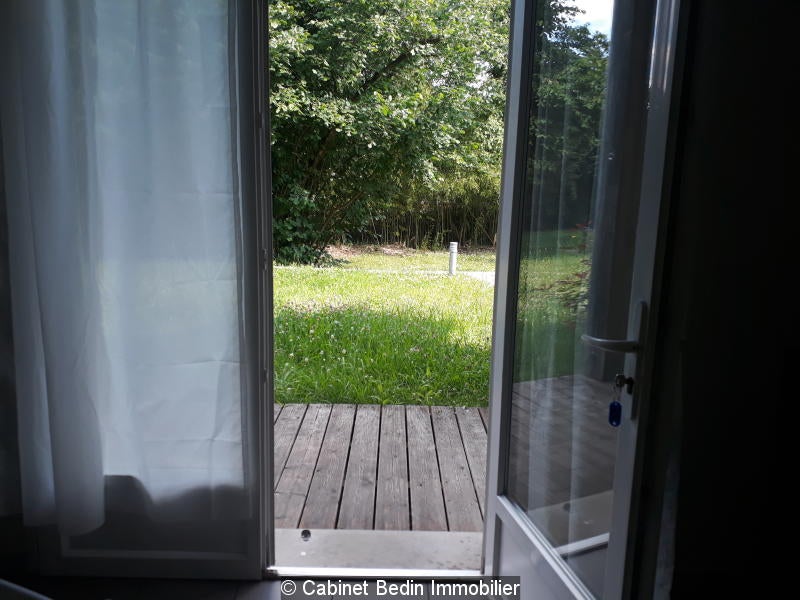 Flat Rue Edmond Grangeneuve in Pessac
