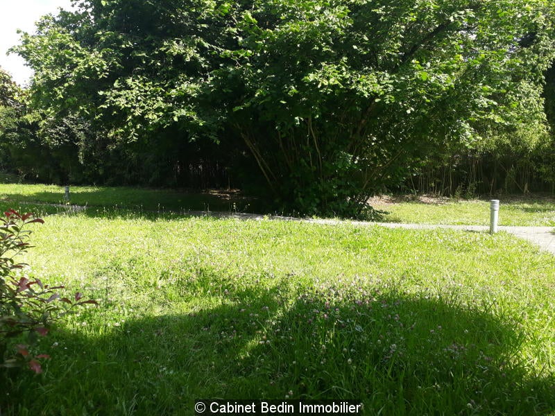 Flat Rue Edmond Grangeneuve in Pessac