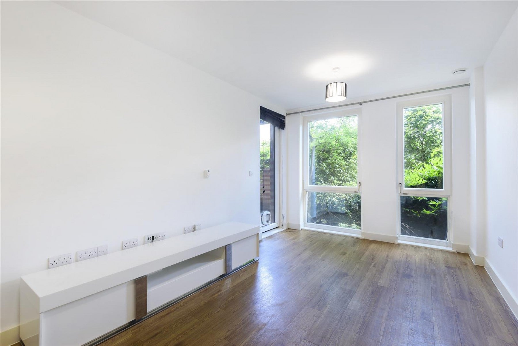 Flat Seven Sisters Road in Greater London