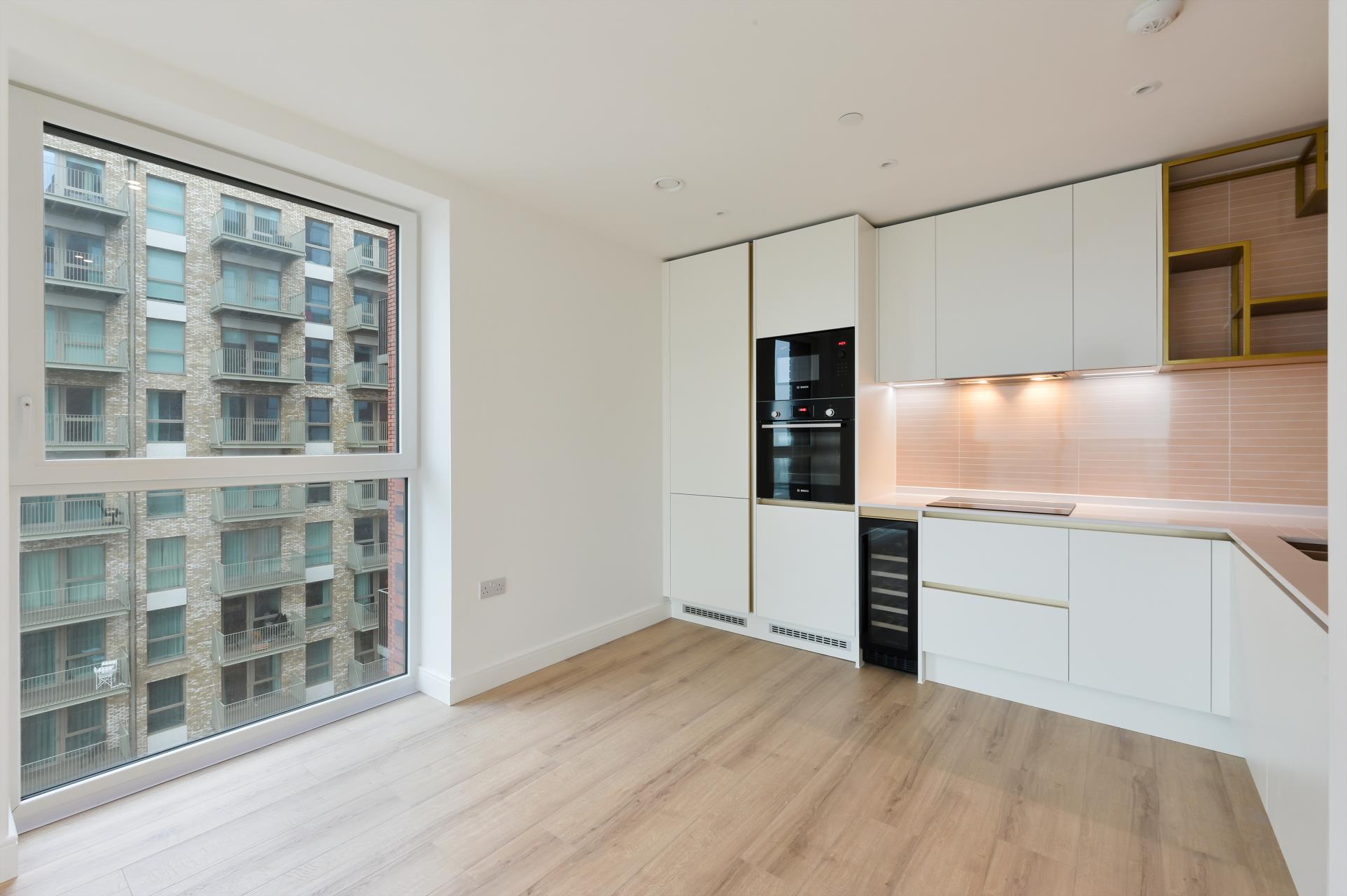 Flat Abbeydale Road in Greater London