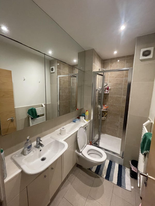 Room Marcia Road in Greater London